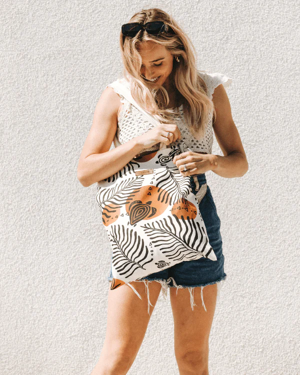 Retro Turtles Everyday Tote - Image 4